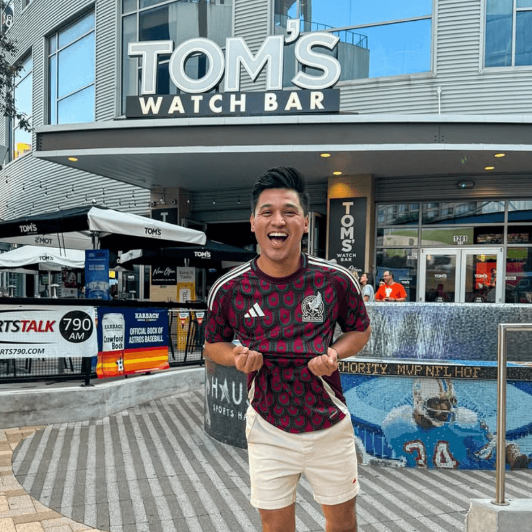 Tom's Watch Bar